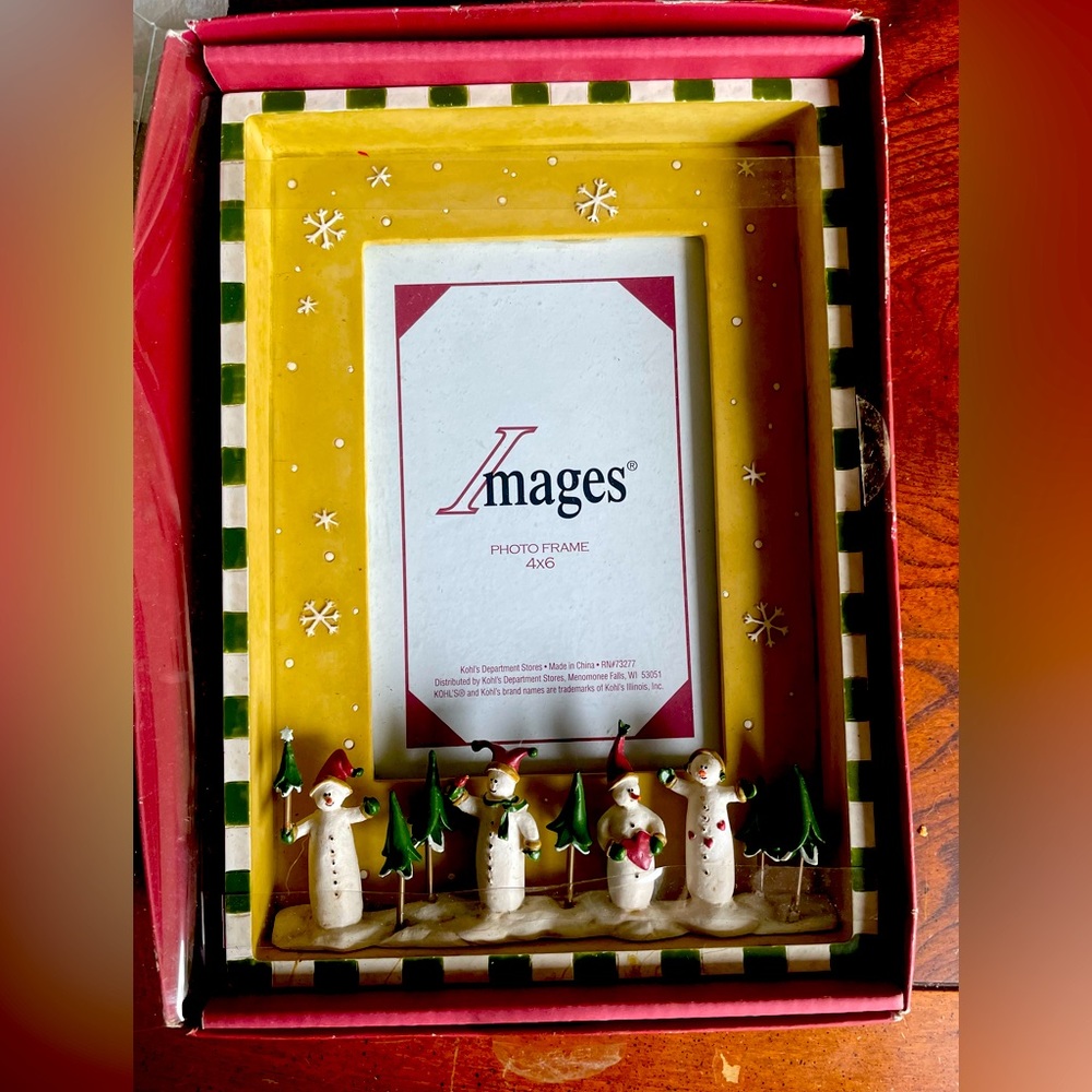 Snowman, Photo Frame Holds 4” x 6” Picture